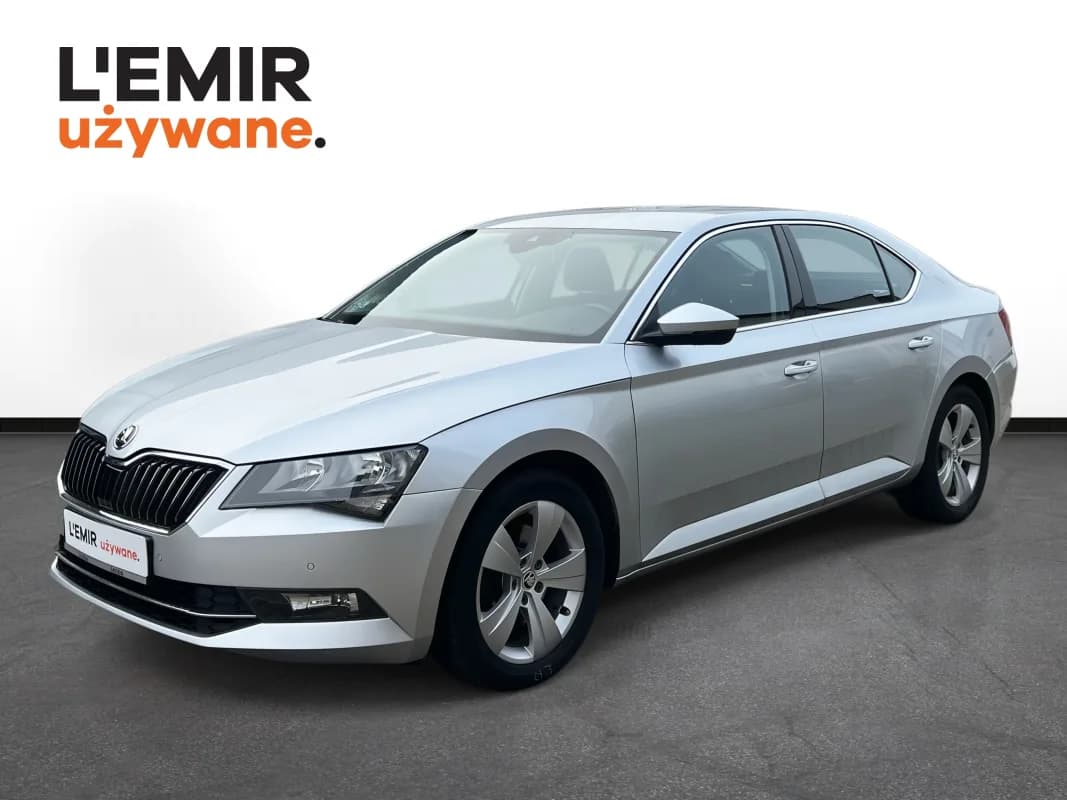 Skoda Superb Ambition (2015) - zdjęcie 1